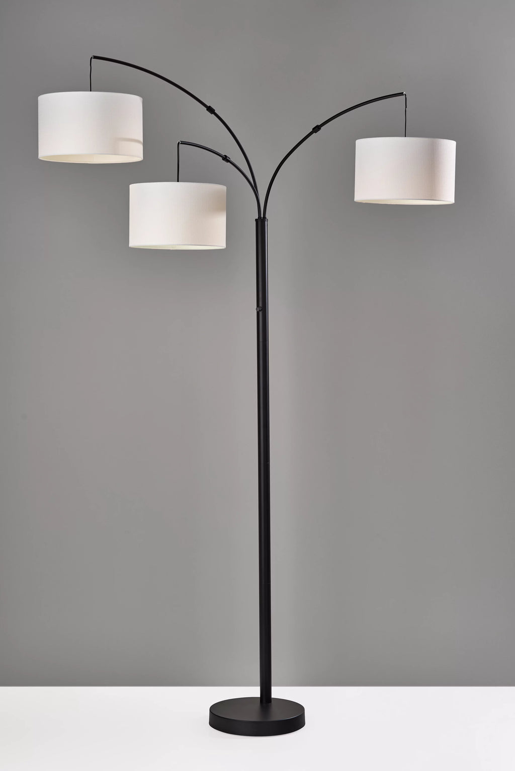 Matte Black 3 Head Arc Floor Lamp D584789