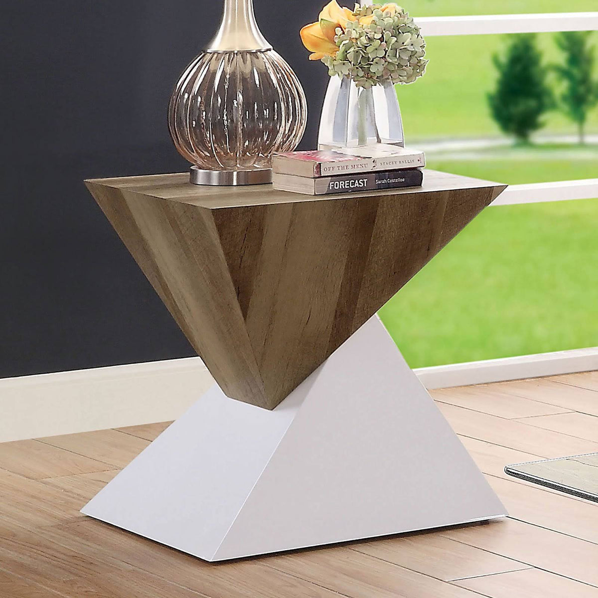 White End Table J8863