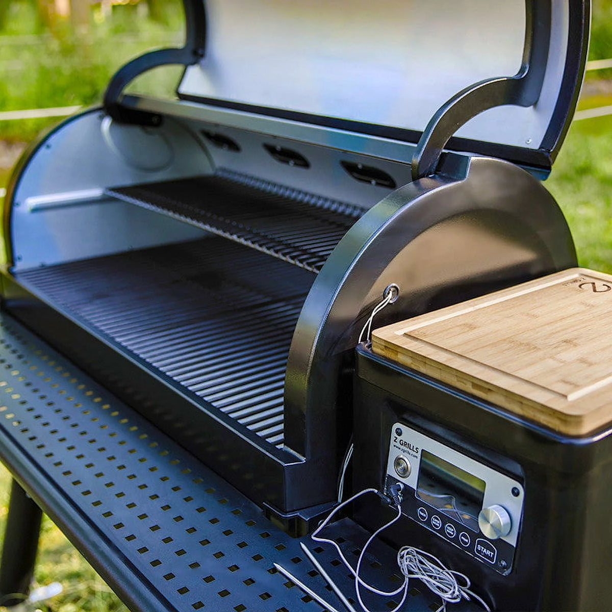 Wi-Fi Wood Pellet Grill and Smoker 8-in-1 K616387