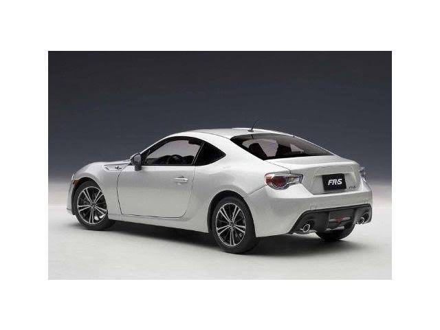1/18 Scion FR-S Silver Metallic I68324