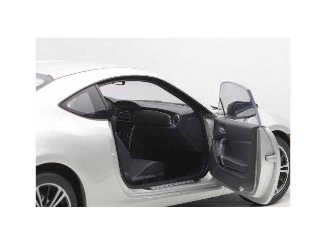 1/18 Scion FR-S Silver Metallic I68324