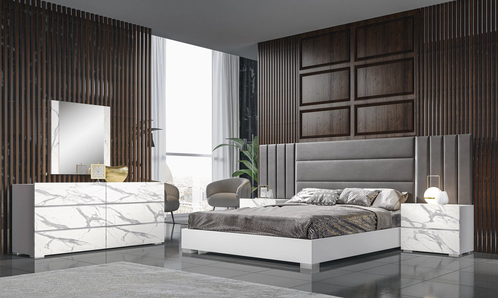 Queen Bedroom Set F7717
