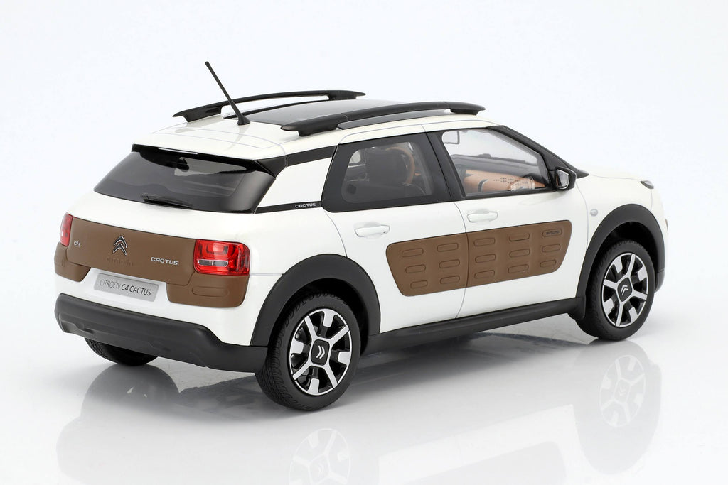 1:18 2014 Citroen C4 Cactus Diecast Model Car Pearl White N651942