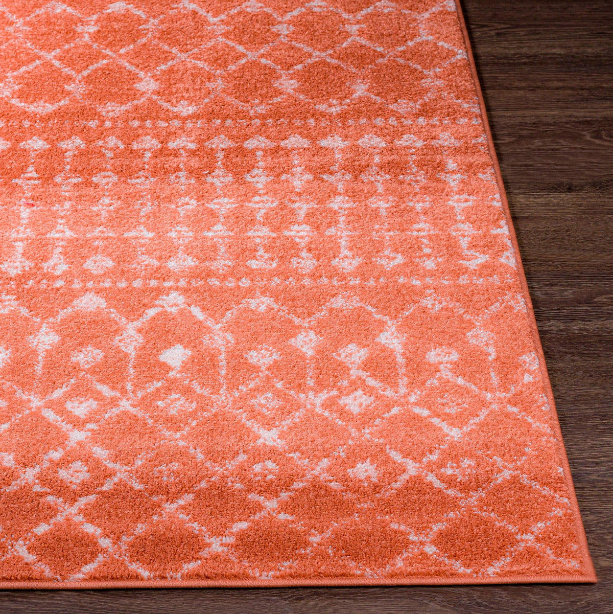 5x7 Coral Area Rug M695467