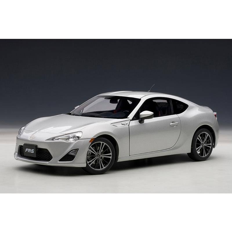 1/18 Scion FR-S Silver Metallic I68324