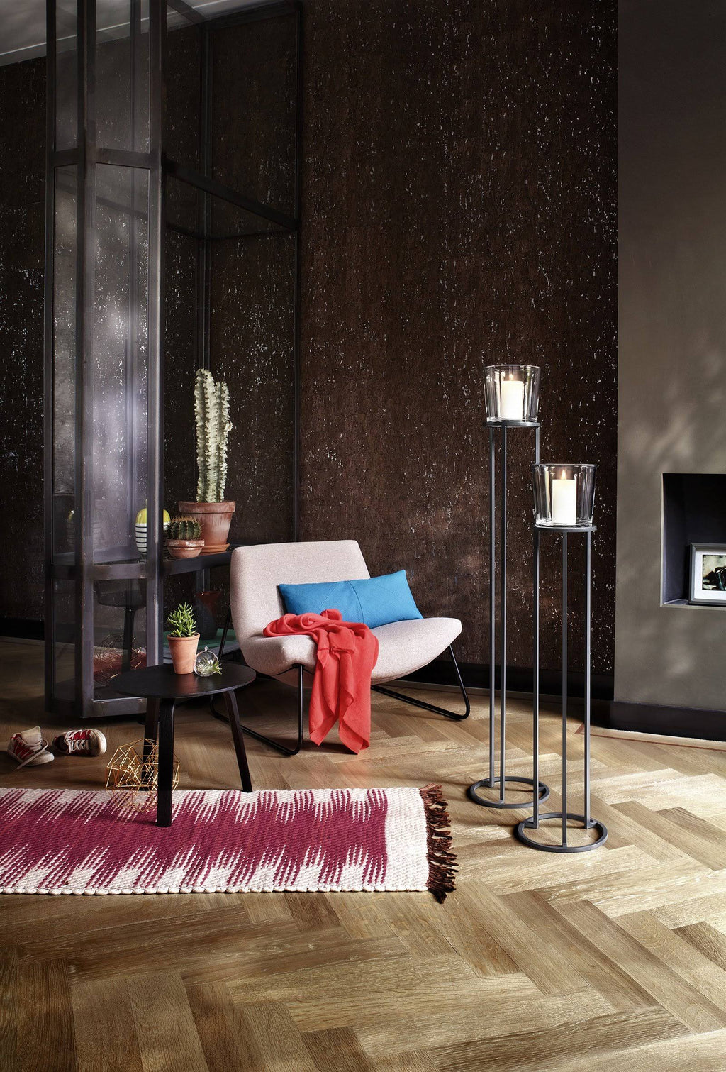 Freestanding Pedestal Candle Holder E114