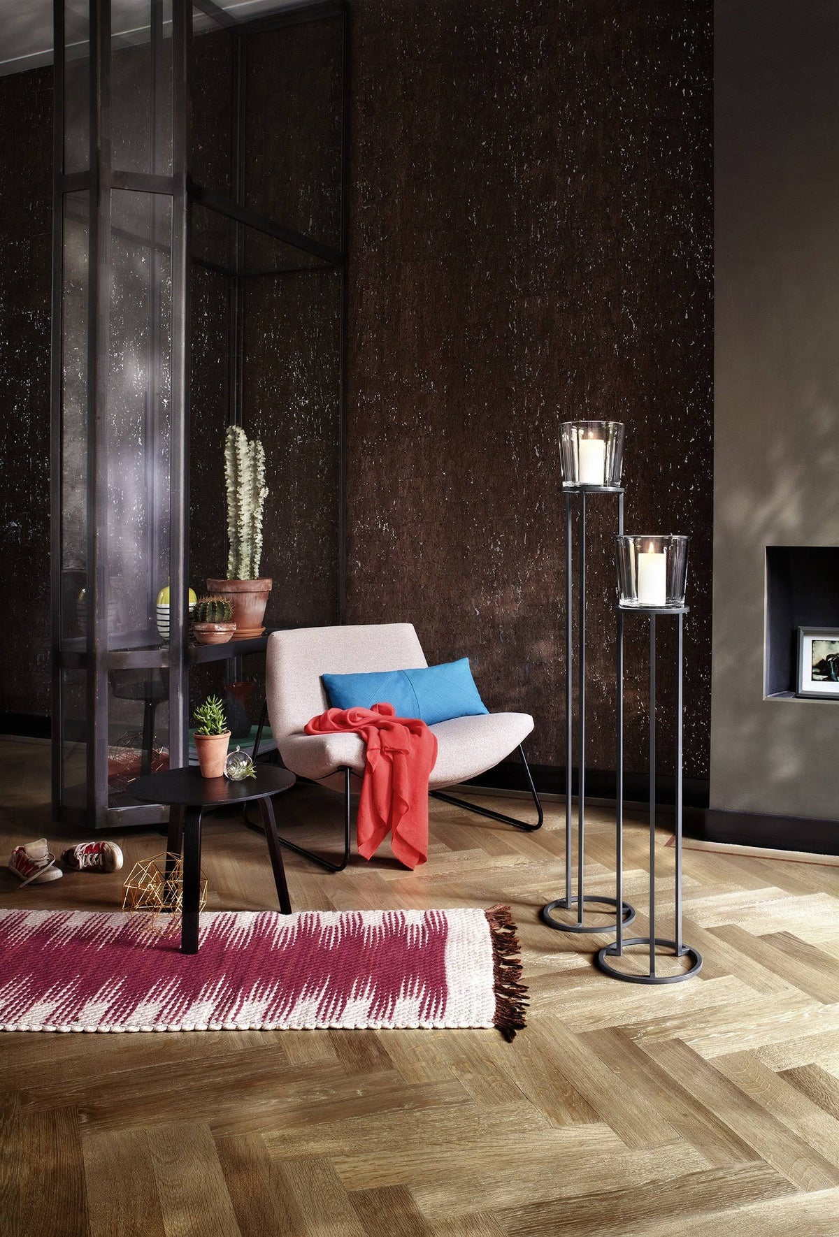 Freestanding Pedestal Candle Holder E114
