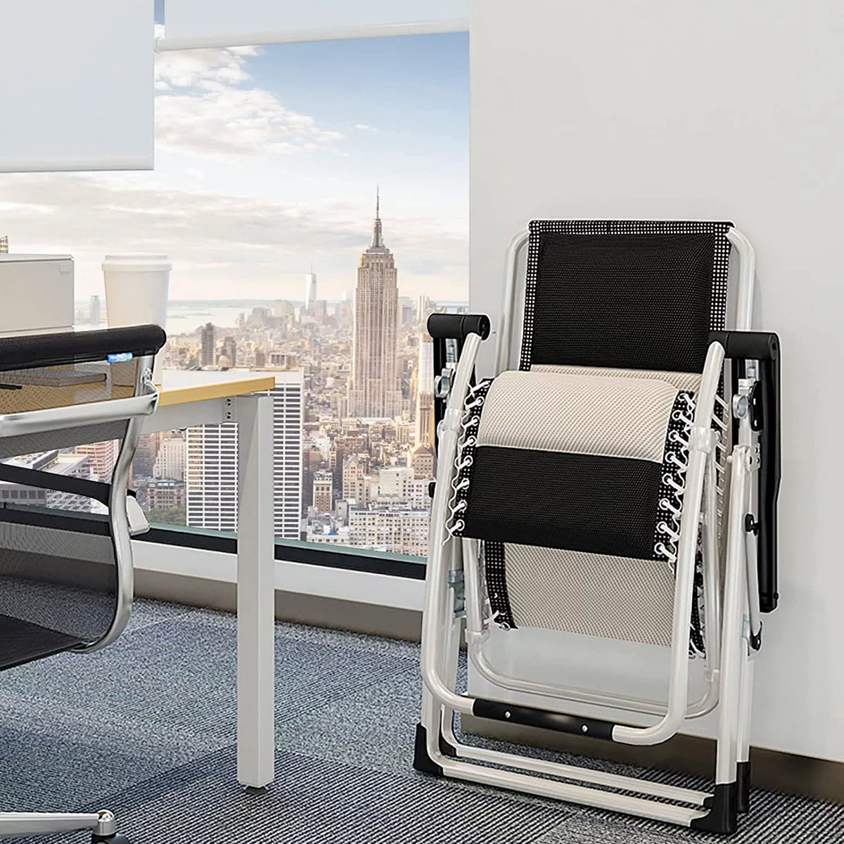 Folding Zero Gravity Reclining Lounge Chair H4937
