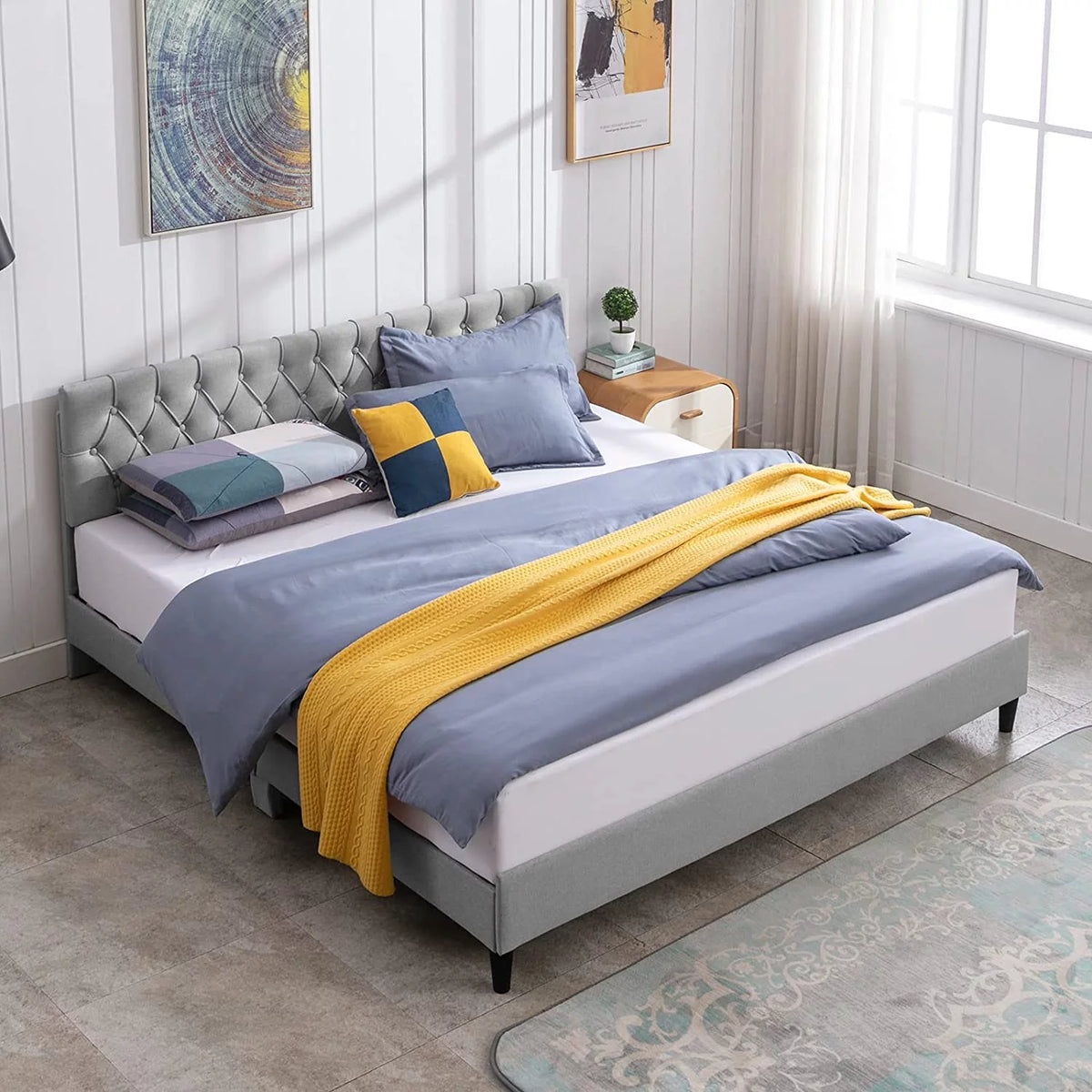King Size Upholstered Linen Platform Bed Frame with Tufted Headboard C602451