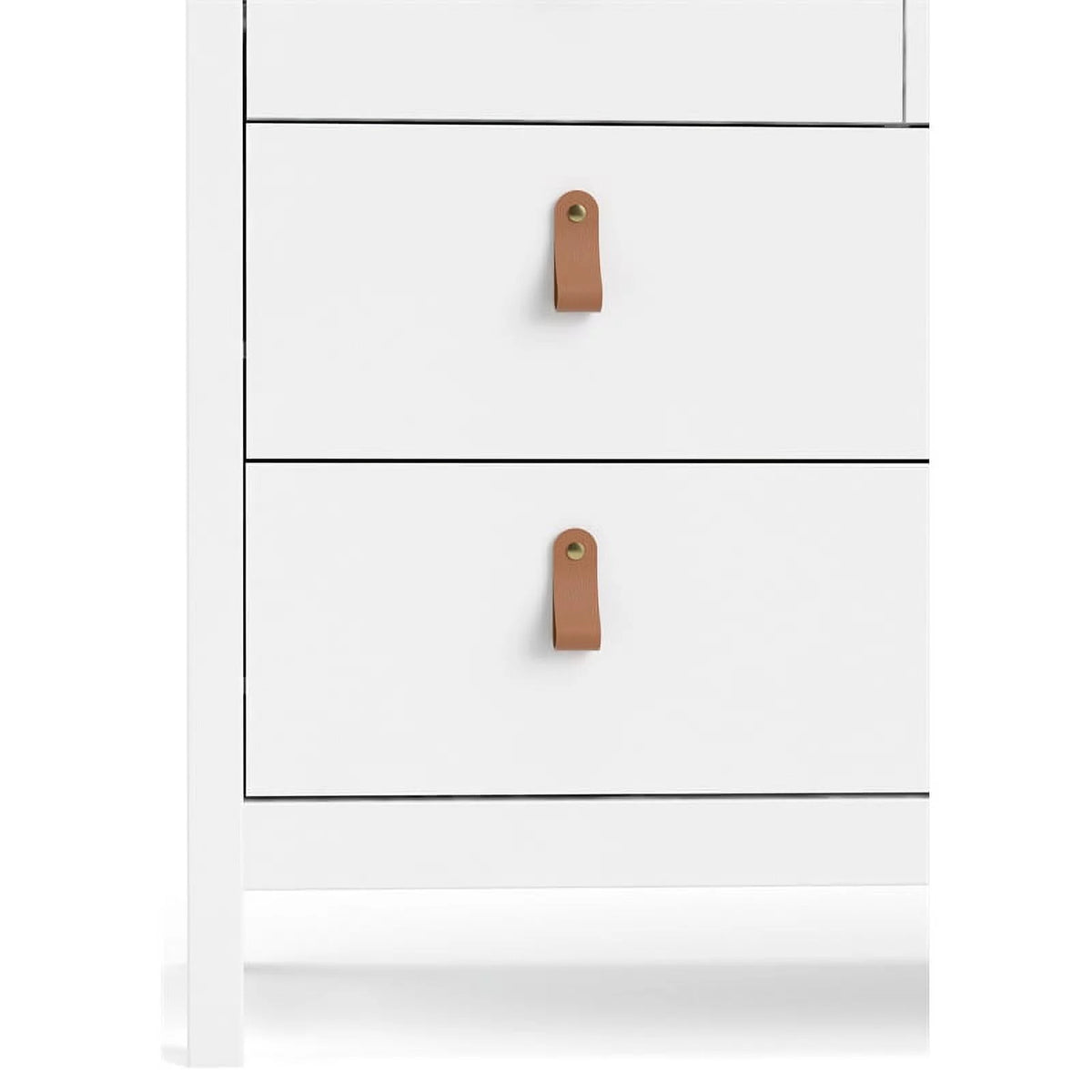 White 8 Drawer Engineered Wood Dresser E271