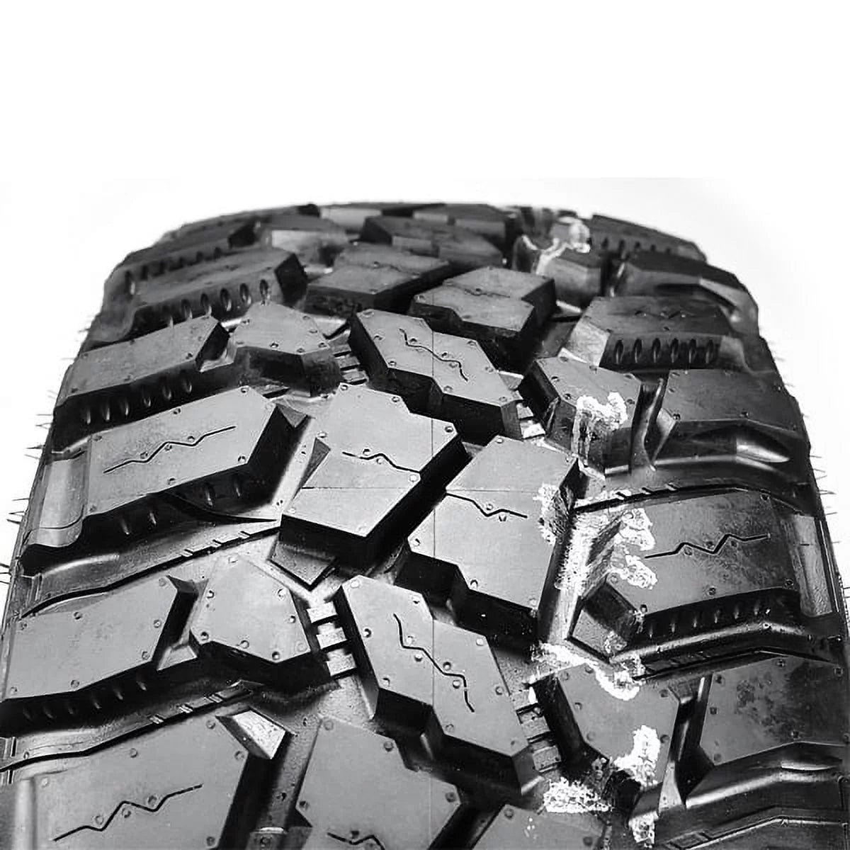 Mud Terrain Light Truck Tire W1394