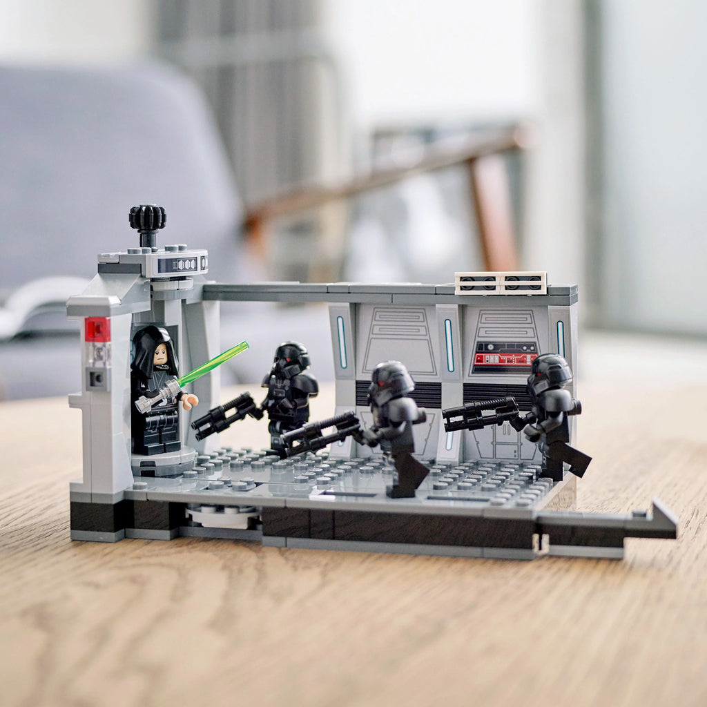 Star Wars Building Toy Set with Revolving Elevator and Minifigure K159