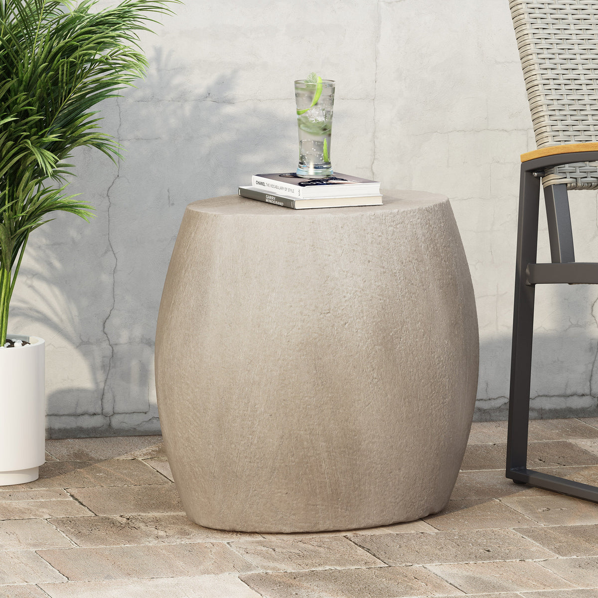 Light Gray Concrete Side Table E583851