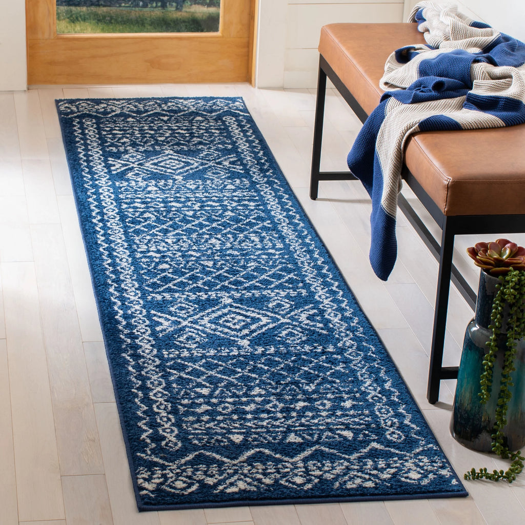 Navy Ivory 2' x 7' Runner Rug X24543
