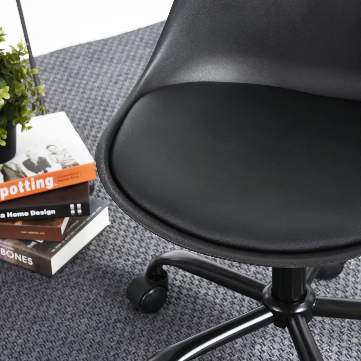 Black Adjustable Height Office Chair I8041